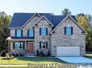 3800 Chadbourne Dr, Fayetteville, NC 28312