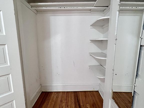 3rd image of 1517 W 14th St APT 3