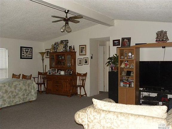 4th image of 113 Sunset Dr