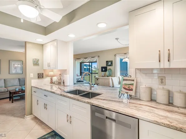 5261 Blue Crab Cir #5, Bokeelia, FL 33922