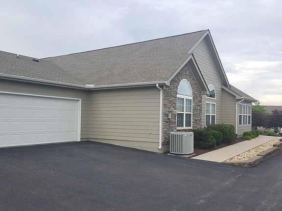 2nd image of 5504 Orchard Villas Cir