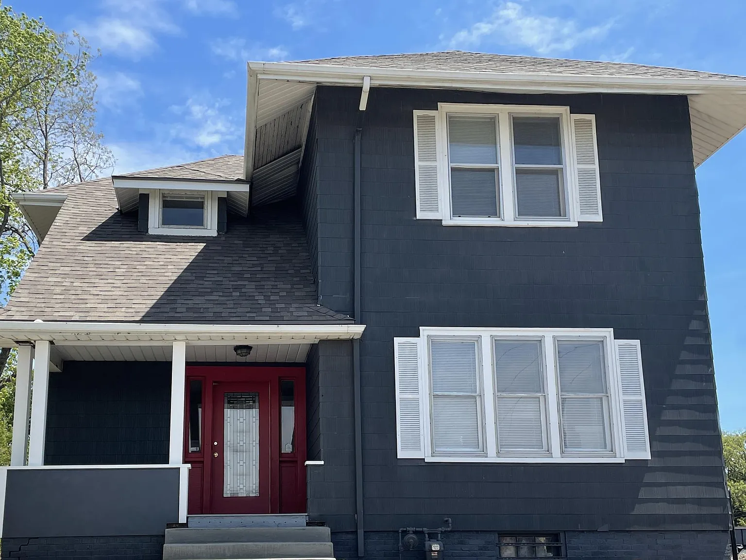 3 bed, 1924 sqft, $2,150 — Photo 1