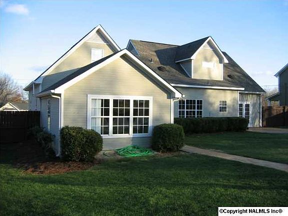 5th image of 122 Canoebrook Ln