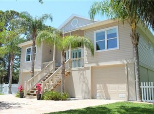 704 Claudia Ln, Palm Harbor, FL 34683