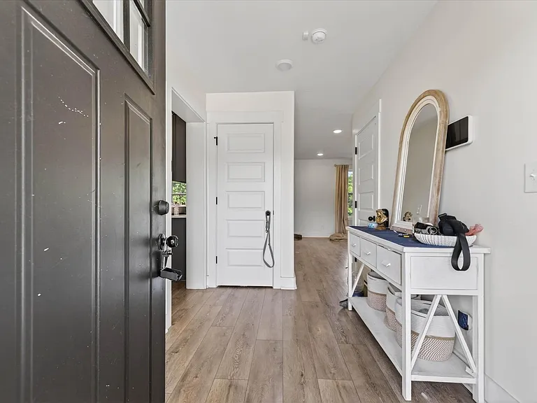 542 Judah Cir — Photo 5