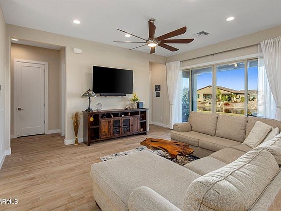 2nd image of 41846 W Rosewood Ln