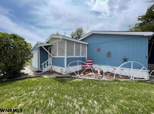 1 Cedarwood Grv, Gering, NE 69341