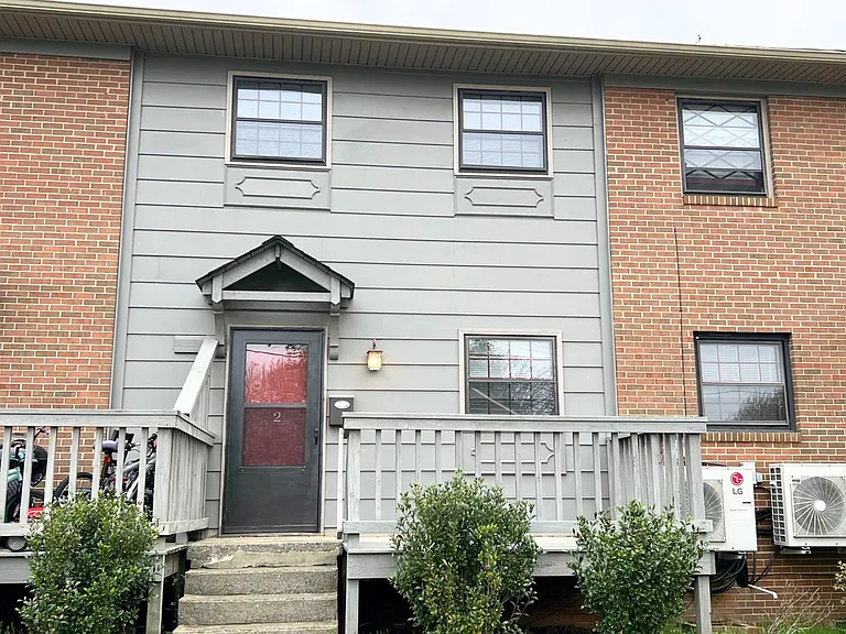 809 Randolph St #2 — Photo 24