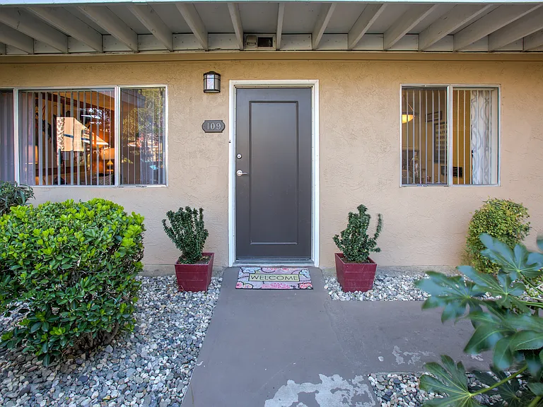 Private Entrance