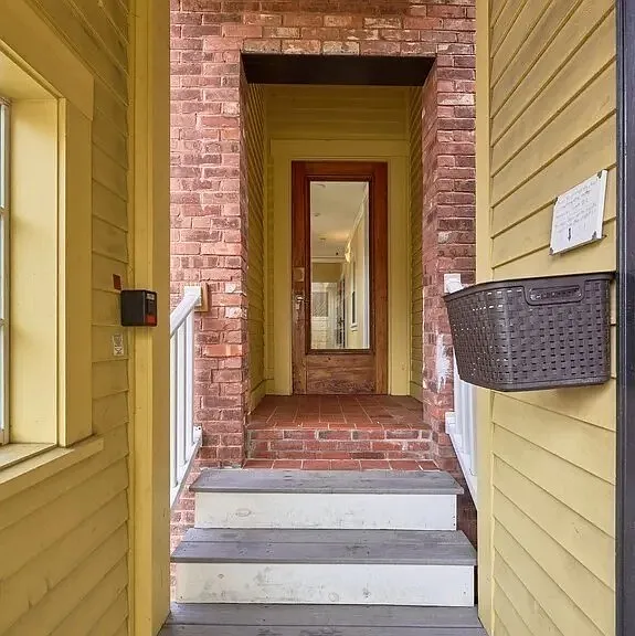 15 Hamilton St #1 — Photo 23