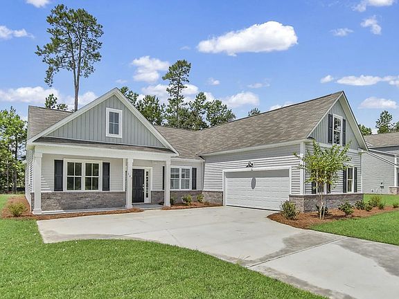 2nd image of 85 Sergeant Jasper Cir