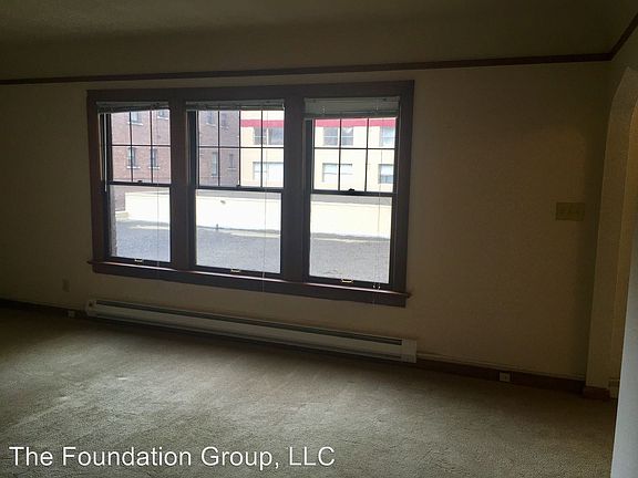 3rd image of 715 1st Ave W APT 305