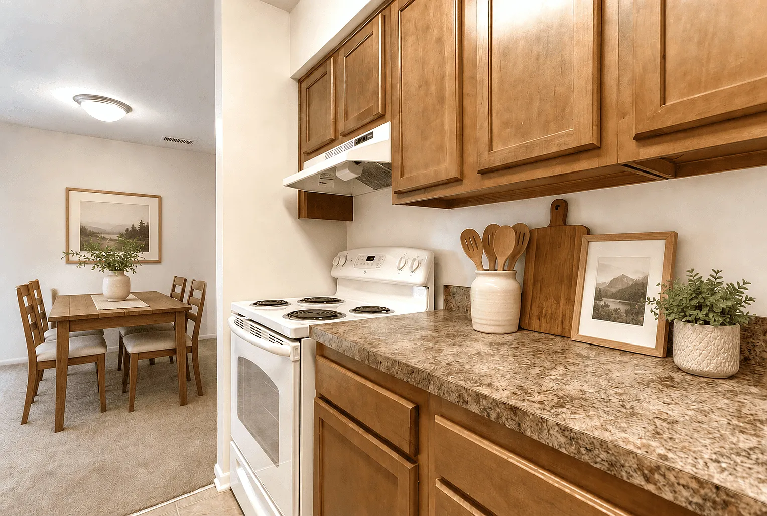 Coachman's Landing Apartments — Photo 2