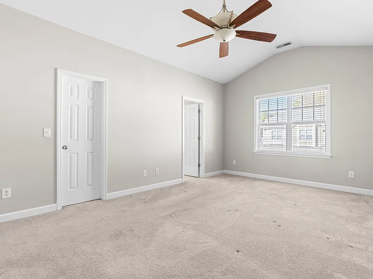 2522 Spring Oaks Way — Photo 17