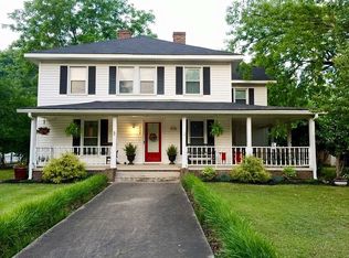 208 Cleveland Ave, Grover, NC 28073