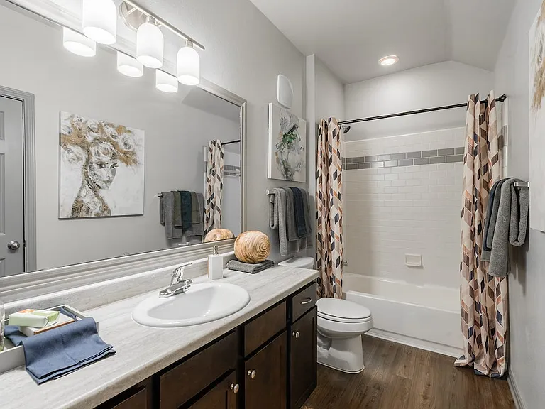 Cortland Sugar Land — Photo 10