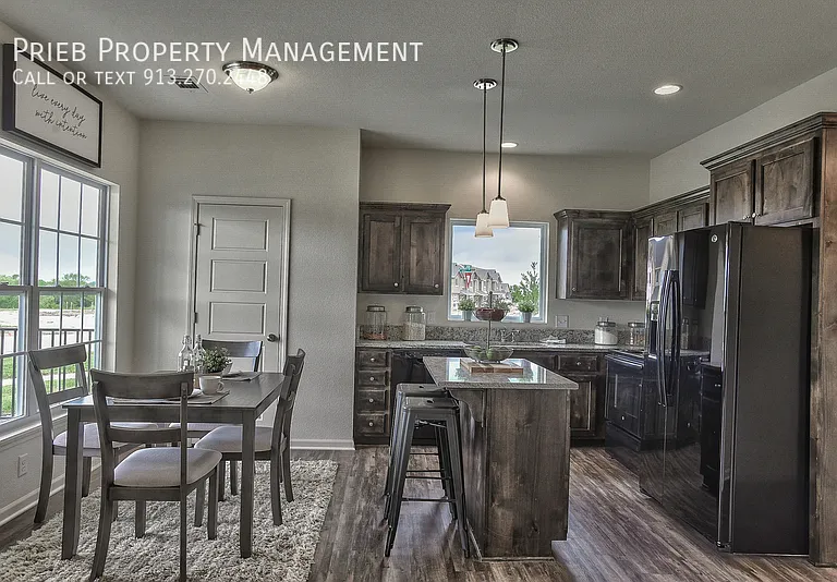 21581 W 126th Ter #26 — Photo 5