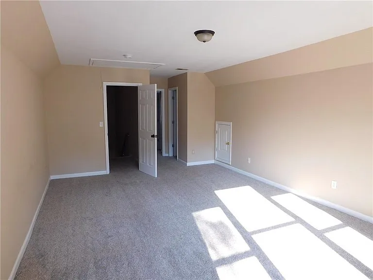 1005 Linam St SE — Photo 21