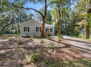 89 Springfield Rd, Beaufort, SC 29907