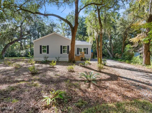 89 Springfield Rd, Beaufort, SC 29907