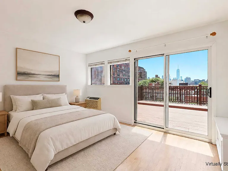 217 W 14th St #5R — Photo 4