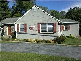2nd image of 179 Osborne Hill Rd