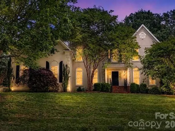 4111 Kronos Pl #64, Charlotte, NC 28210