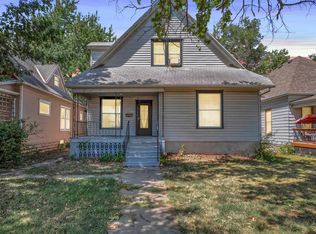 1111 N Main St, Newton, KS 67114