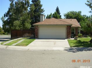9301 Hoyleton Way, Elk Grove, CA 95758