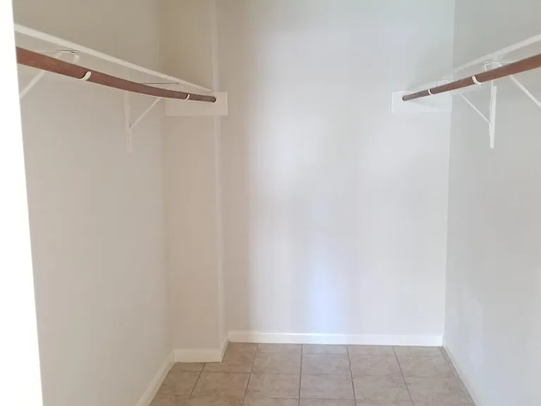 3526 Lexington Cmn — Photo 12