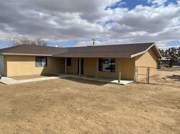 7453 Dumosa Ave, Yucca Valley, CA 92284