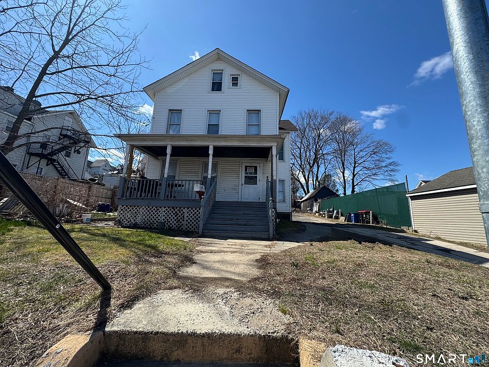 1st image of 35 Woodward Avenue