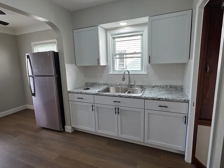 3321 Archmere Ave — Photo 7