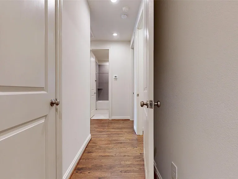 1708 Upland Lakes — Photo 29