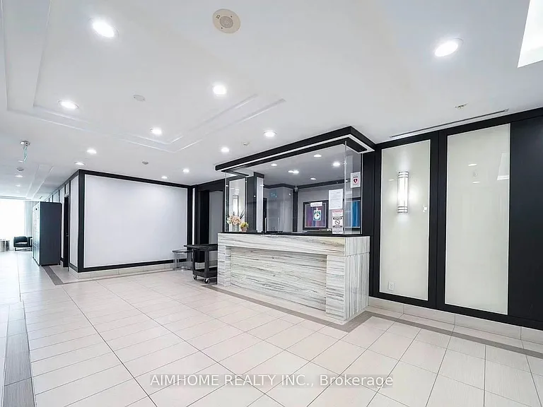 1070 Sheppard Ave W #1207 — Photo 10
