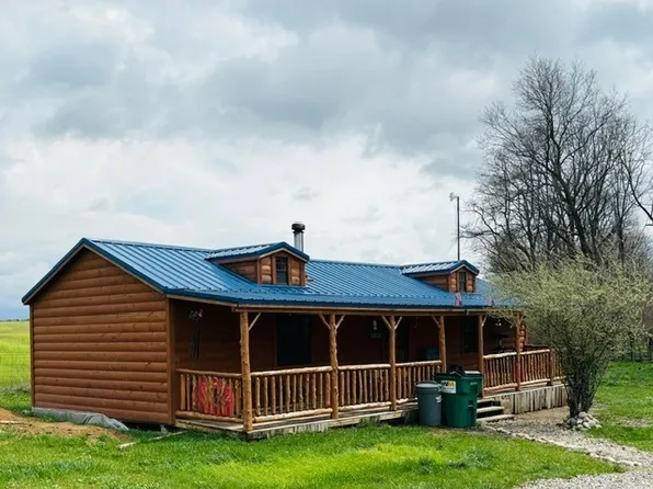 3969 W County Road 50 N, Connersville, IN 47331