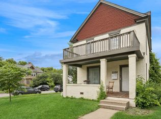 2224 4th Ave N, Minneapolis, MN 55405