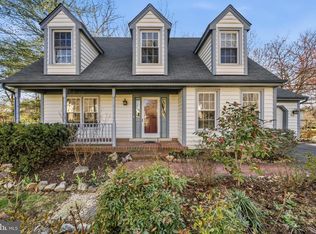 9101 Blue Jug Lndg, Burke, VA 22015