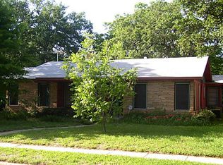 6813 Jewell Ave, Fort Worth, TX 76112