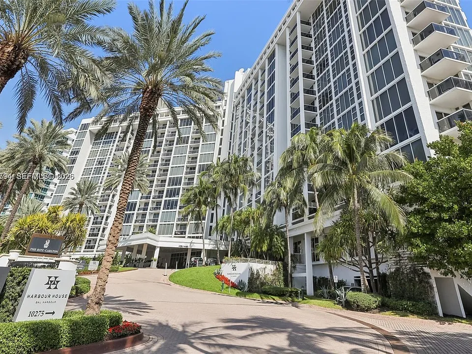10275 Collins Ave #1106