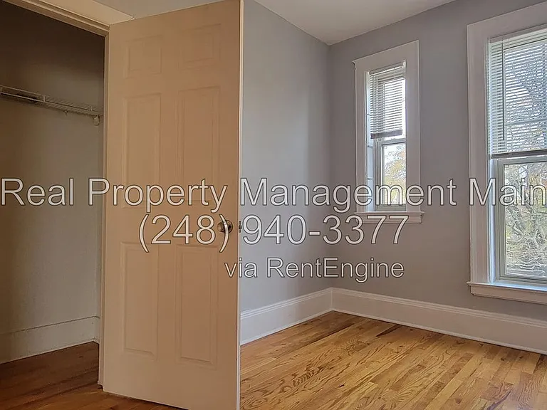 715 Parker St #5 — Photo 8