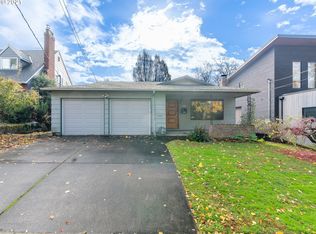 2546 SE Clay St, Portland, OR 97214