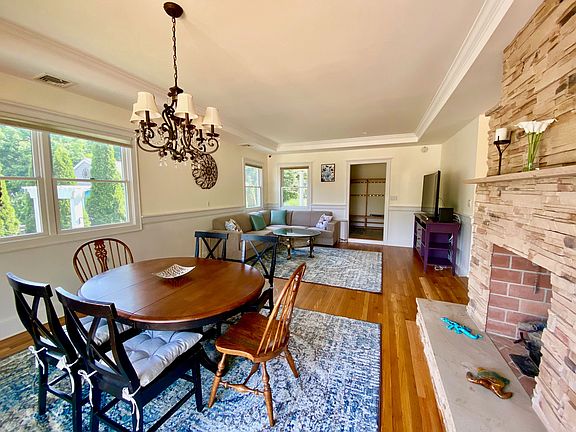 4th image of 8 Penny Ln