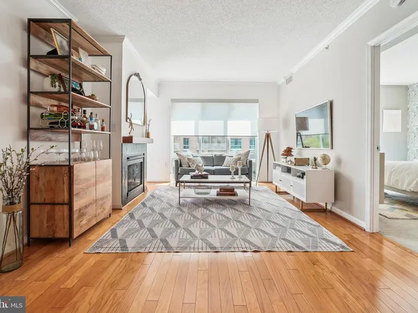 3101 Hampton #314, Alexandria, VA 22302