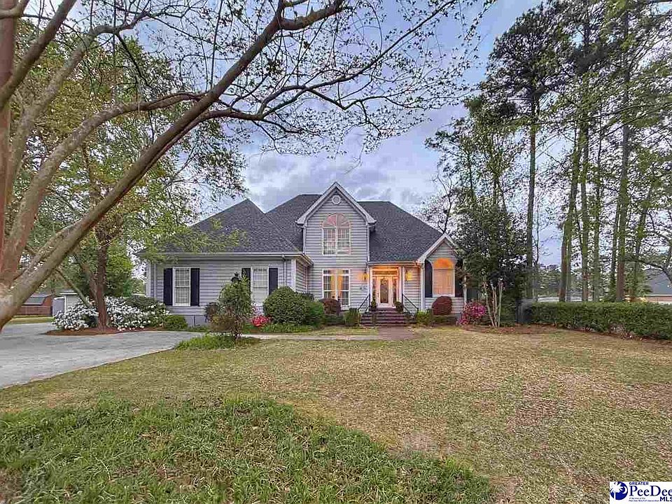 1st image of 701 Laurel Ln