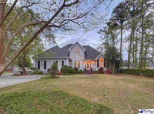701 Laurel Ln, Dillon, SC 29536