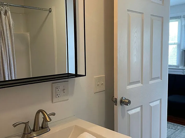 126 Roselawn Ave — Photo 11