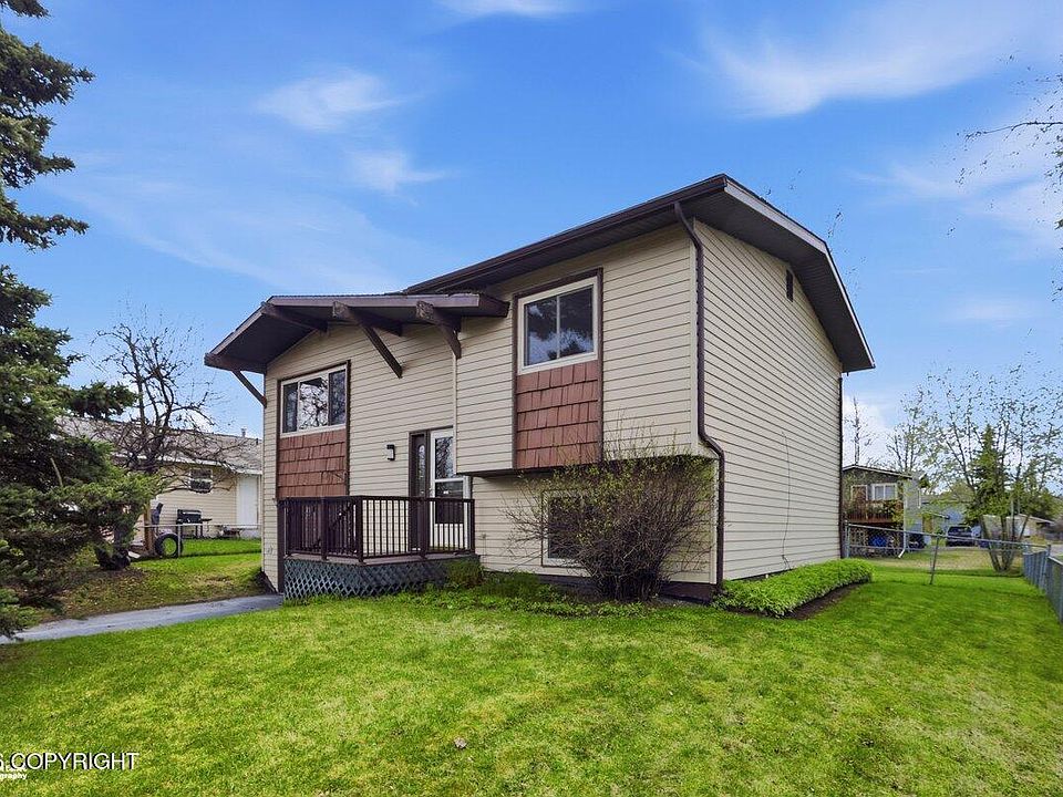 1st image of 3604 E 18th Ave