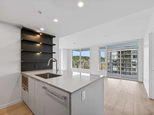 311 Alderson Ave #1303, Coquitlam, BC V3K 1W2