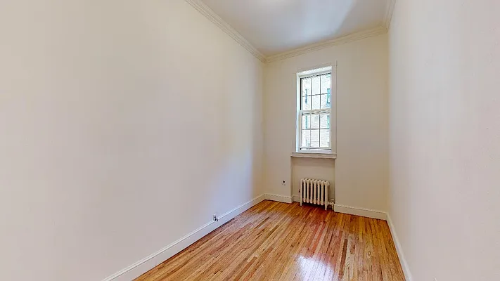 Rented by Bond New York | media 12